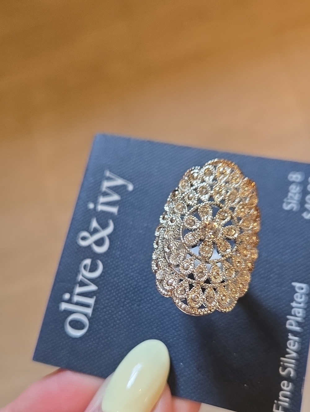 New Olive & Ivy Fine Silver Plated Ring - Picture 5 of 5